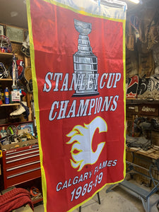Flag: Calgary Flames 'Stanley Cup Champions'